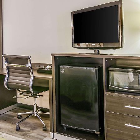 Quality Inn & Suites Atlanta Stone Mountain Extérieur photo
